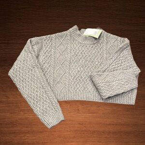 H&M CABLE -KNIT SWEATER GRAY SIZE SMALL